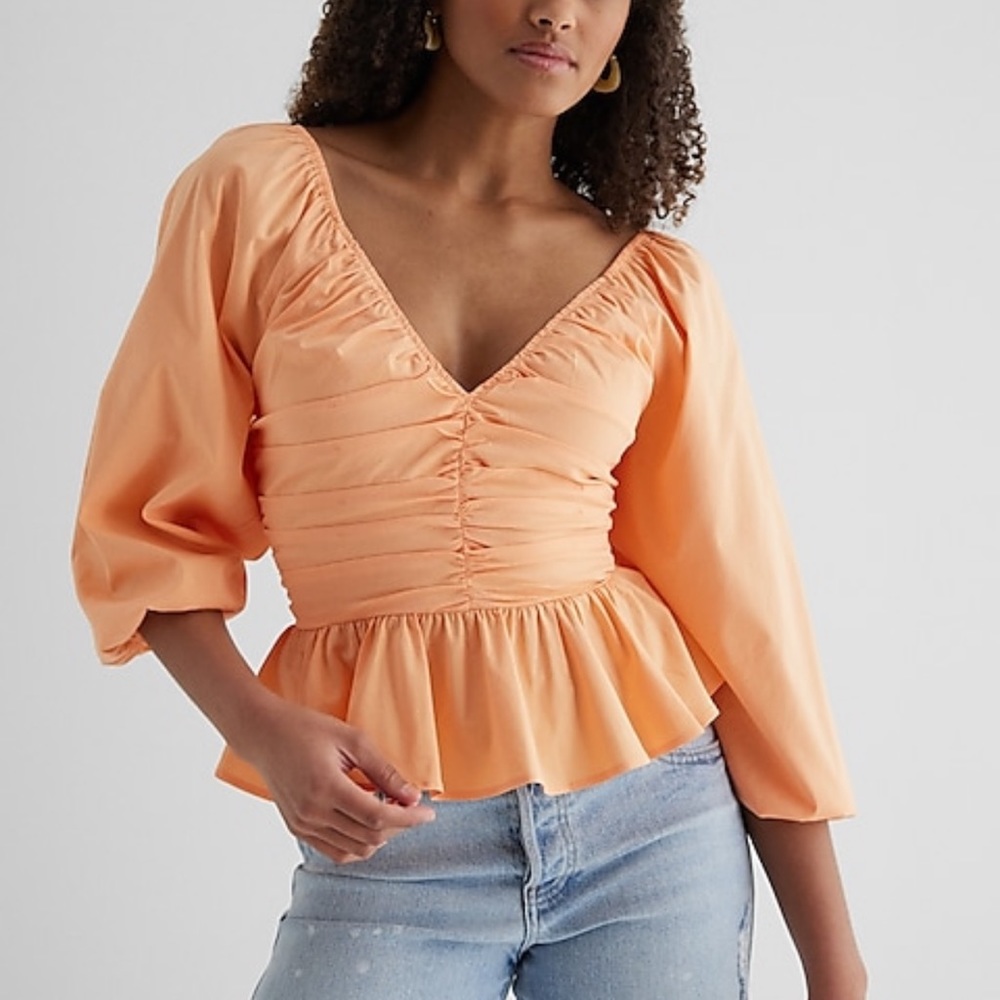 NWT Express XL Apricot Wash V-Neck Pleated Peplum Top